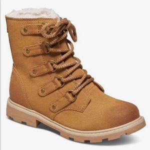 Roxy Freddie Lace-Up Boots